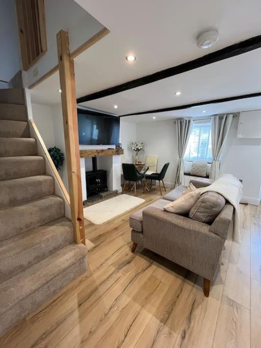 Millstone Cottage Newmillerdam Hill Top 外观 照片